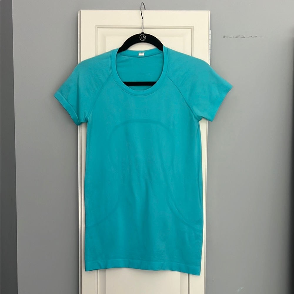Lululemon Swiftly Tech Short Sleeve Athletic Top